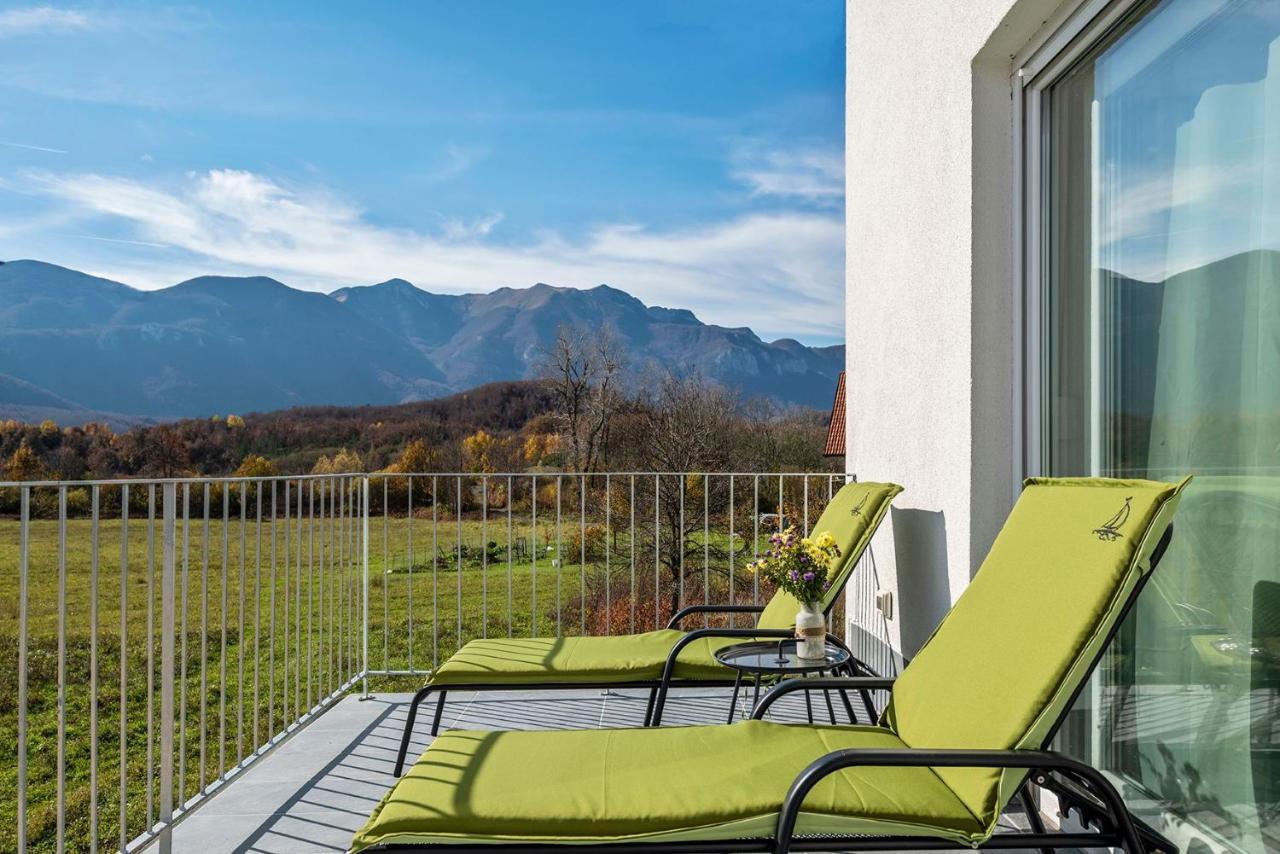 Velebit Lodge Lovinac  Εξωτερικό φωτογραφία