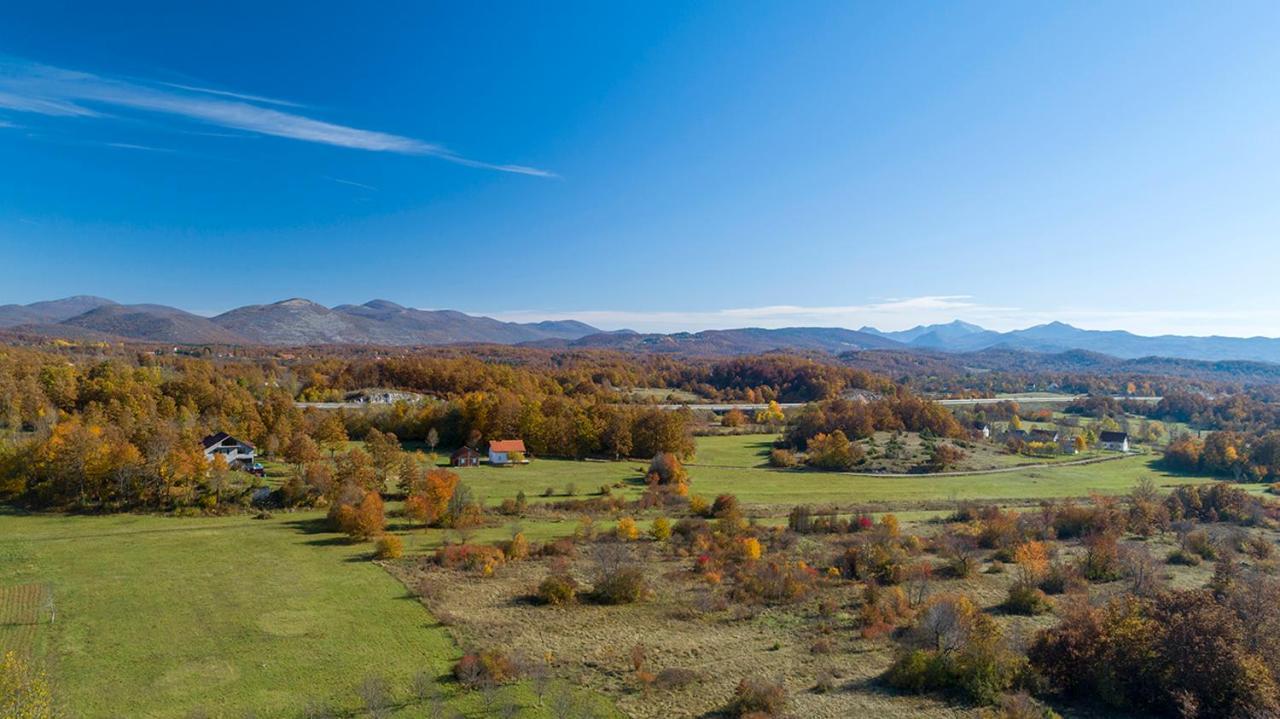 Velebit Lodge Lovinac  Εξωτερικό φωτογραφία