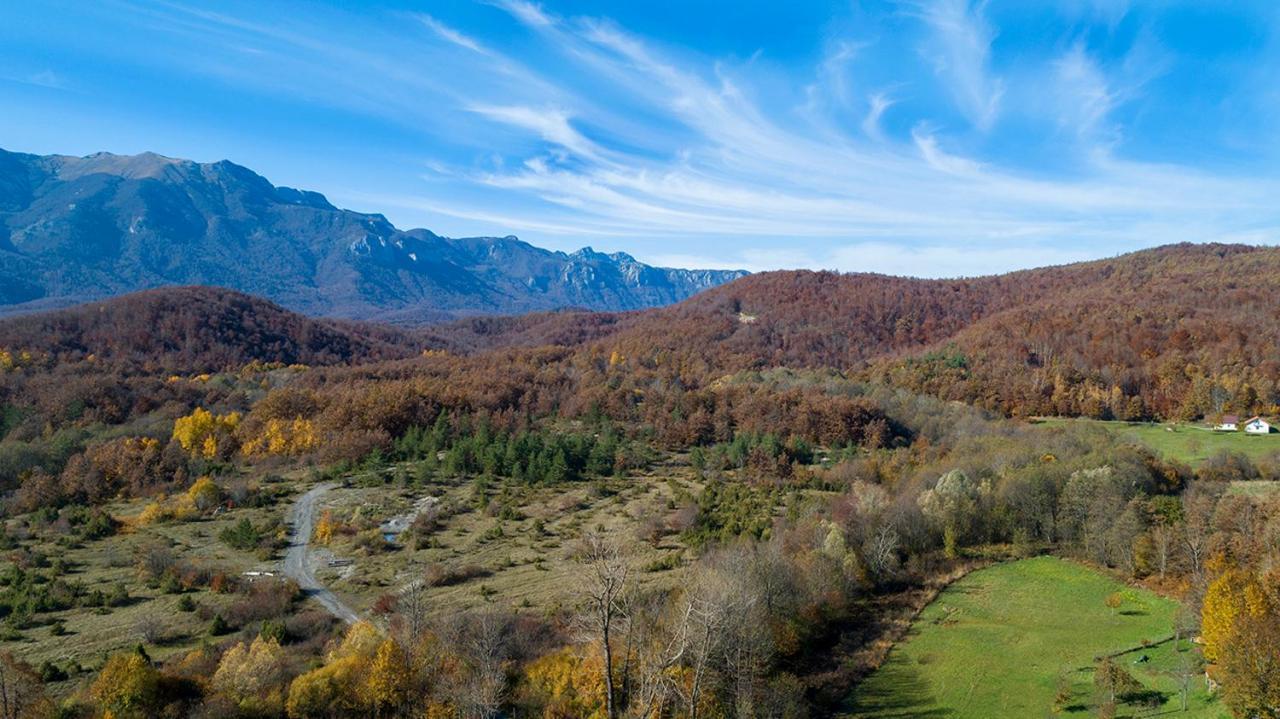 Velebit Lodge Lovinac  Εξωτερικό φωτογραφία
